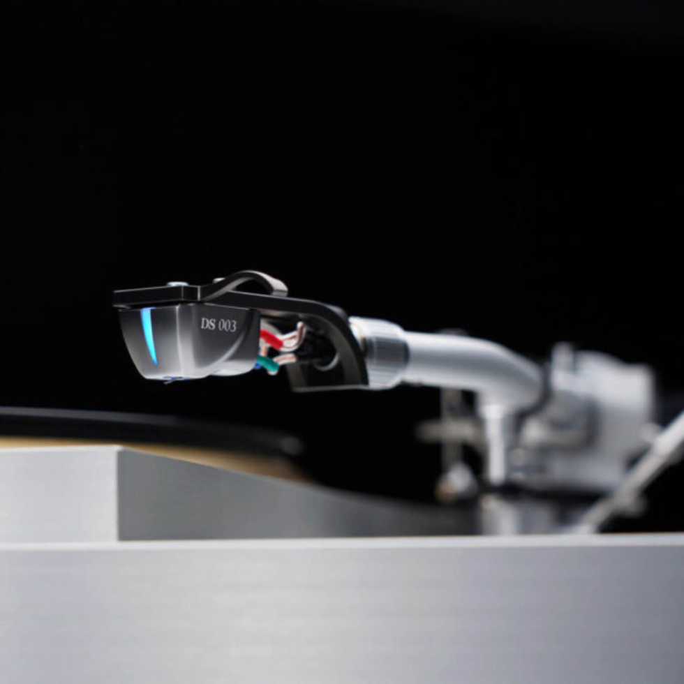 Listening Without Labels: A Blind Comparison of DS Audio and Grado ...